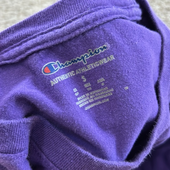 Men's‎ size small purple champion t shirt - Picture 6 of 6